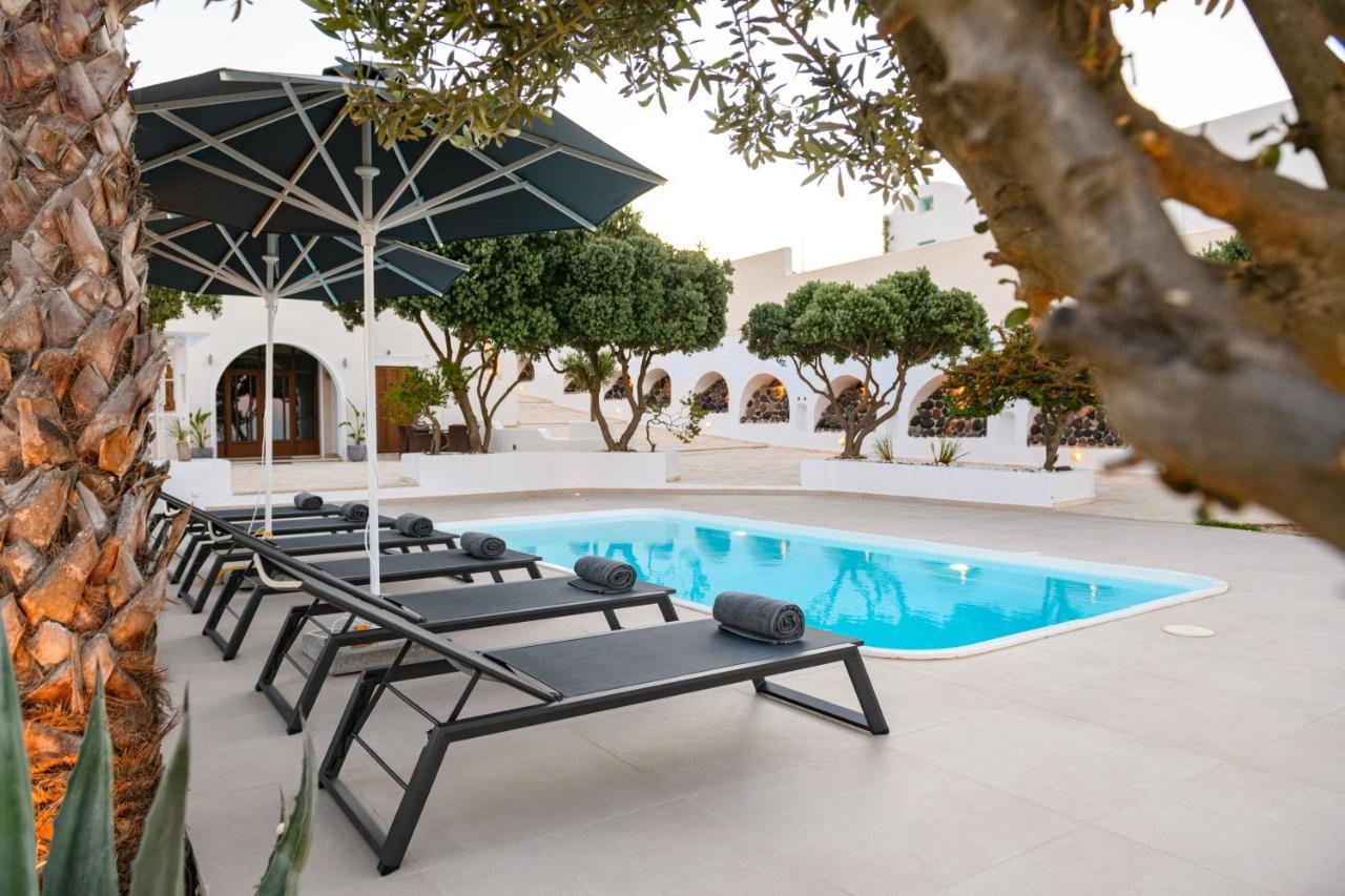 Grand Villa Santorini อิเมโรวิยอน ภายนอก รูปภาพ