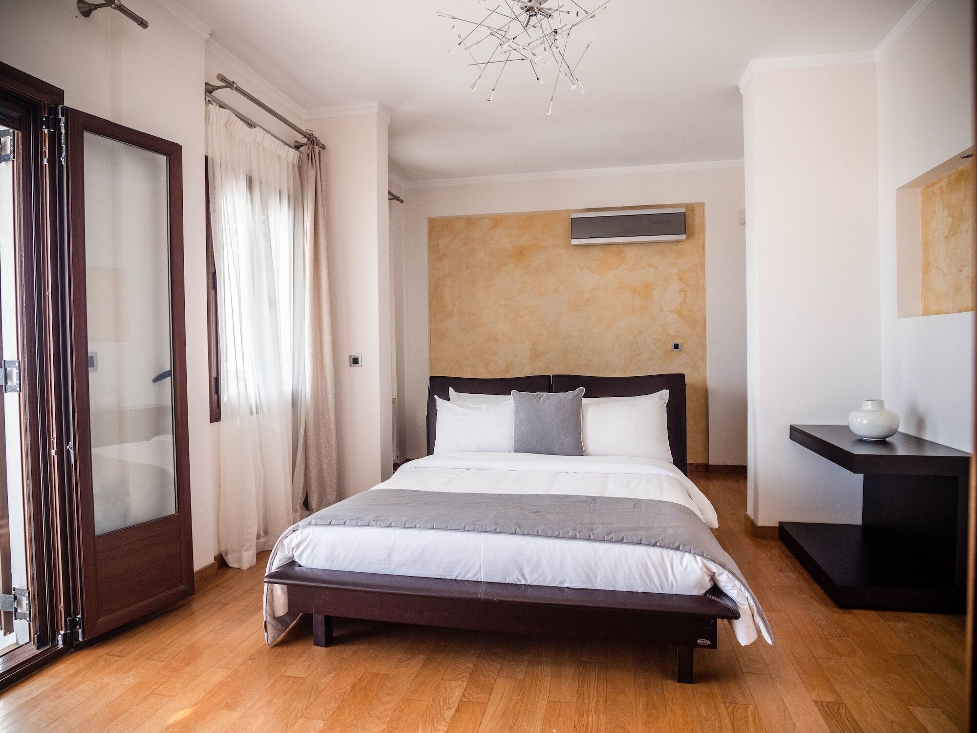 Grand Villa Santorini อิเมโรวิยอน ภายนอก รูปภาพ